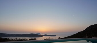 Tilava 7 bdrm Stone Villa allas