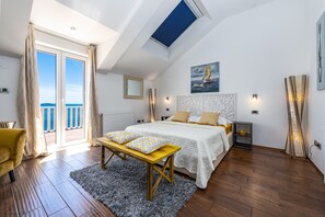 Deluxe House, 4 Bedrooms, Private Pool, Sea View | 4 bedrooms, in-room safe, desk, iron/ironing board - Villa Soline (Zupa dubrovacka)