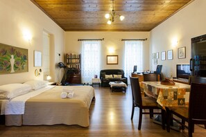 アイロン / アイロン台、WiFi (無料)