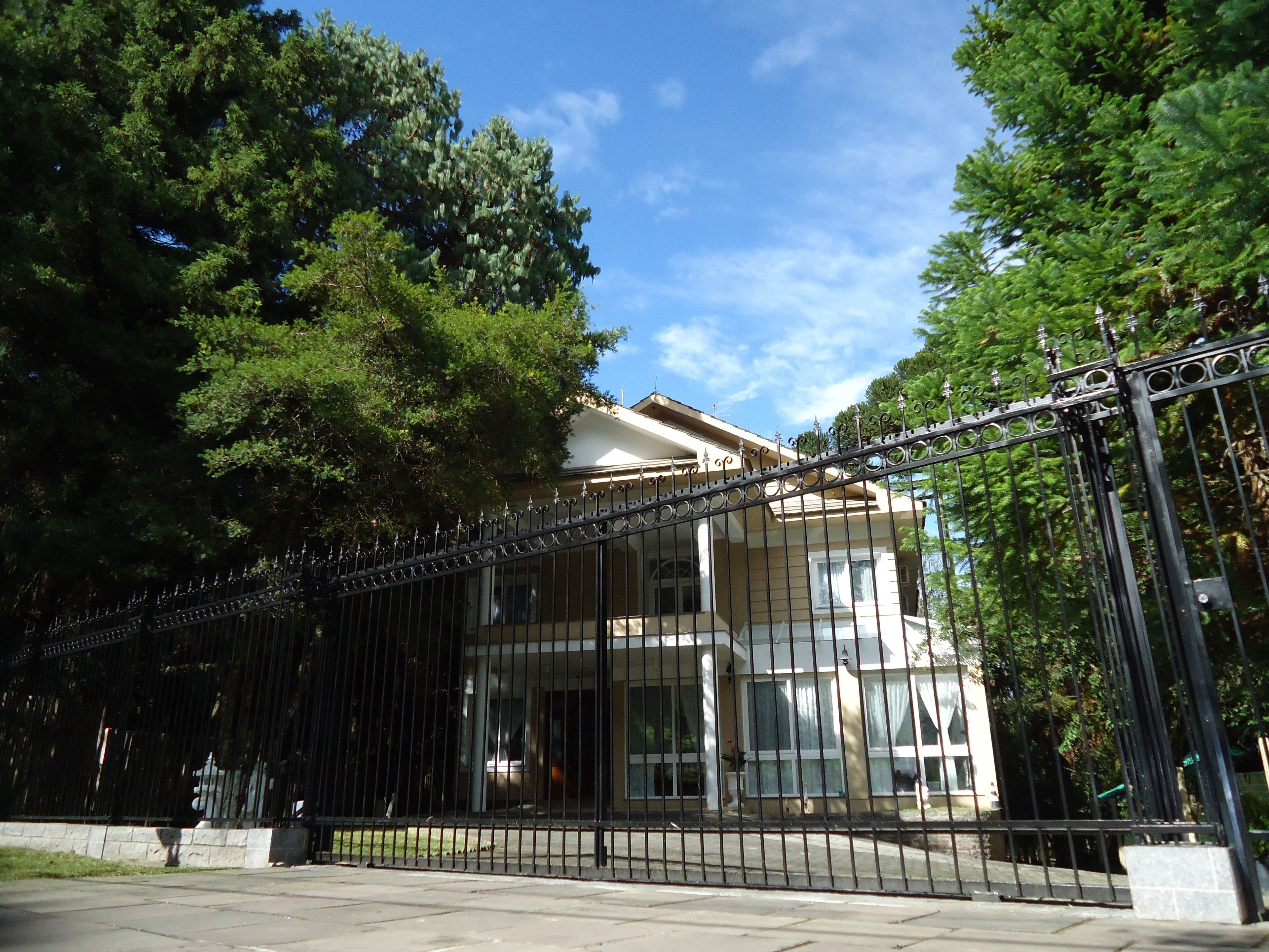 Entrada de la propiedad