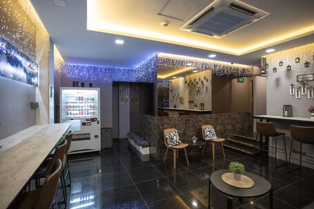 Butternut Tree Hotel - Image 35