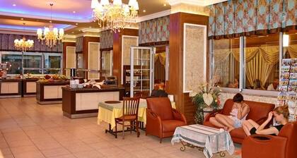 Alanya Beach Hotel