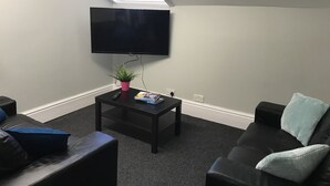 Business Apartment | Living area - Old Trafford Apartment (Manchester)
