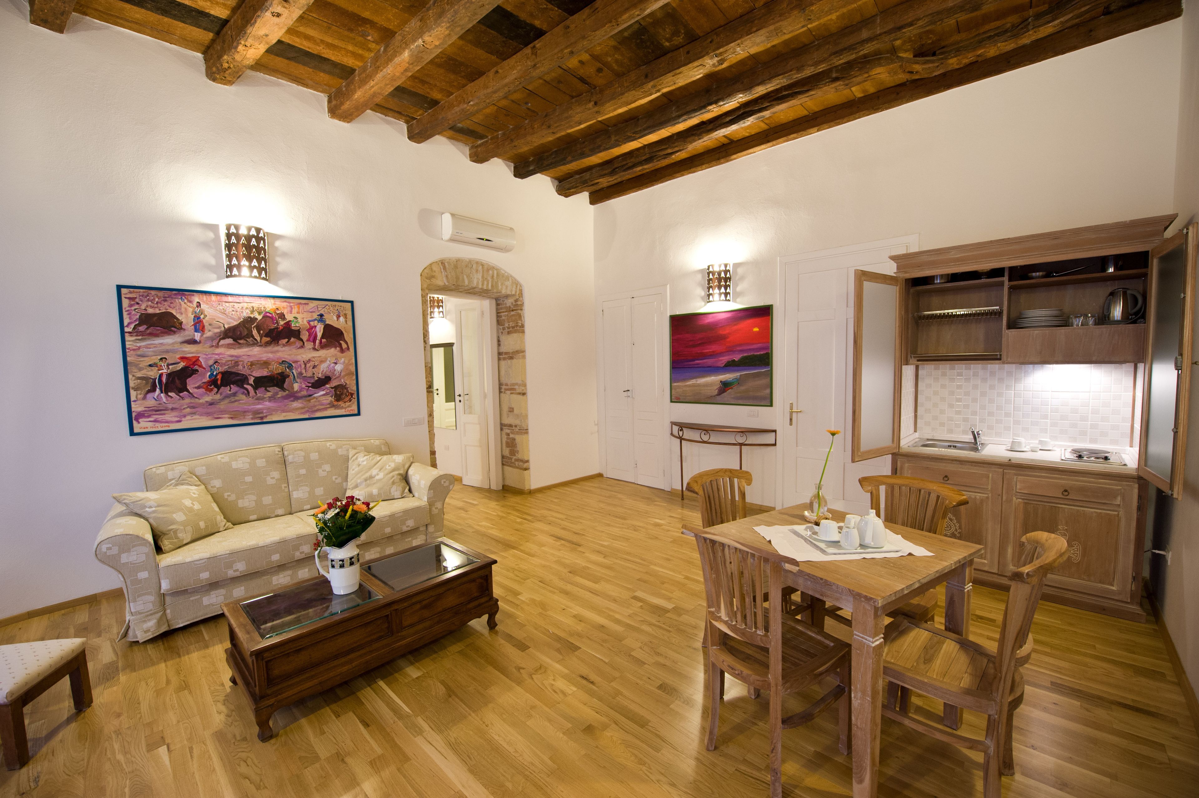 Photo - Castelletto Suites