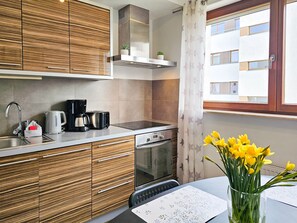 Fridge, oven, dishwasher, freezer