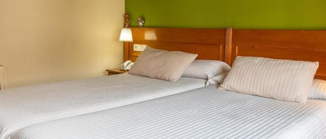 Free WiFi, bed sheets
