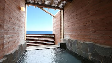 Una piscina naturale