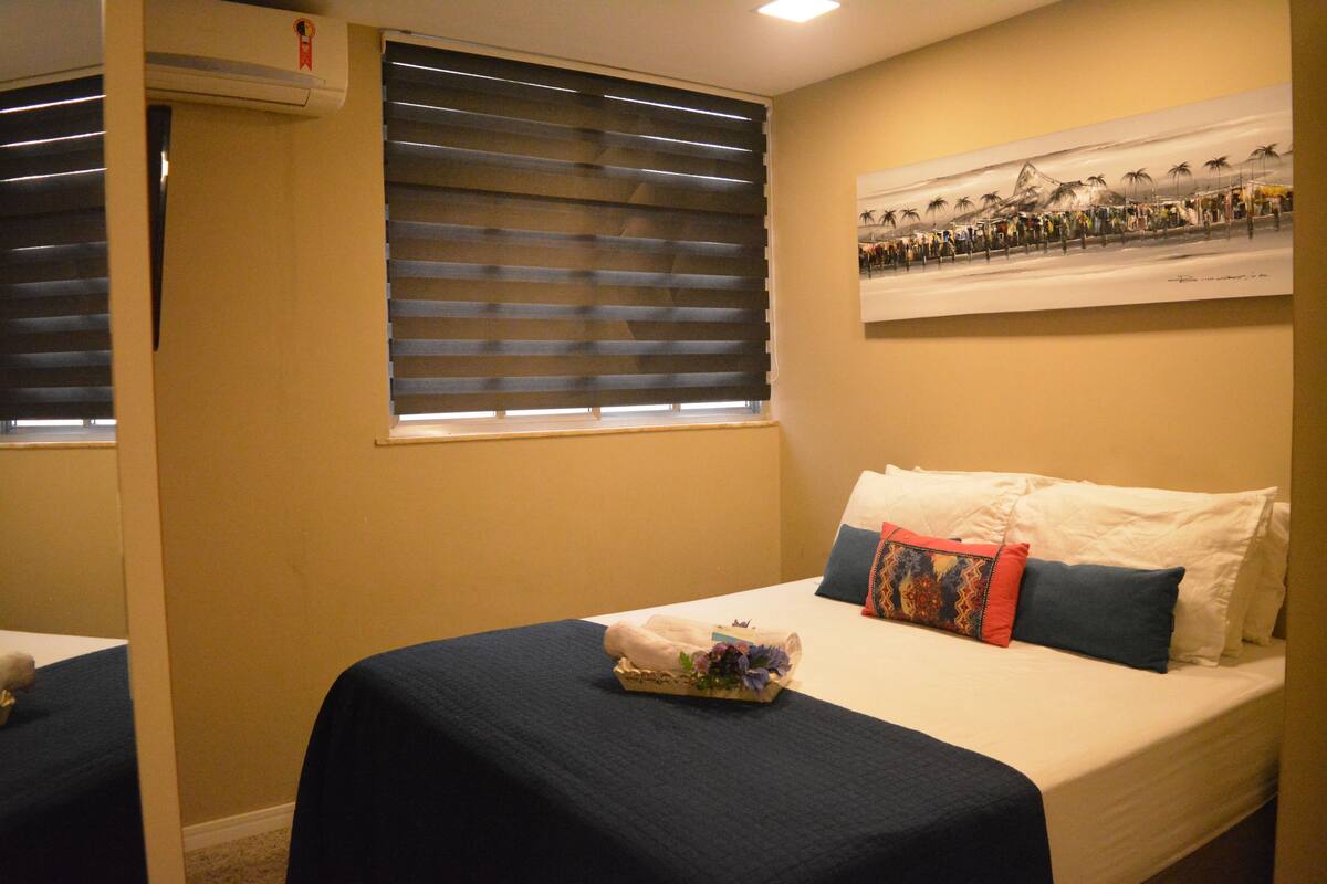 Apartment (Apto 102) | 1 bedroom, iron/ironing board, free WiFi