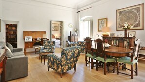 Living area - Bardini's Museum garden (Florence)