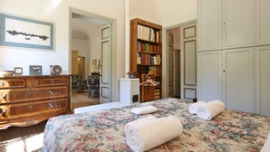 1 bedroom, free WiFi, bed sheets - Bardini's Museum garden (Florence)