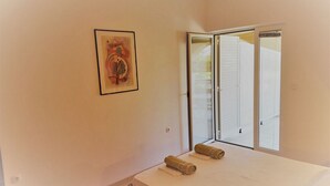 Ảnh chưa phân loại, 2 trong số 81 ảnh, nút