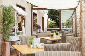 Petit déjeuner continental compris tous les jours