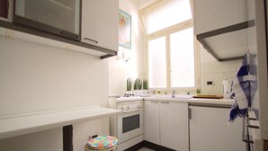 Apartment, 1 Bedroom | Private kitchenette - The Music Hall near the Dome (Florence)