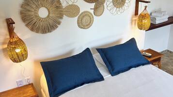 Chalet Triple | Frigobar, cortinas blackout, Wi-Fi de cortesia, roupa de cama