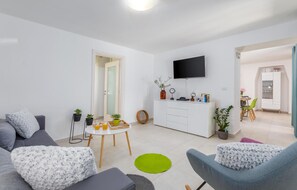 Fernseher, Tischfußball