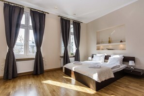 Apartament | 1 dormitori, planxa i posts de planxar i bressols gratuïts 