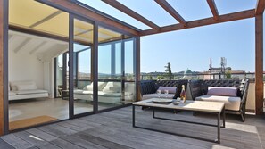 Apartment, 2 Bedrooms | Terrace/patio