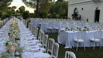 Espace banquet en plein air