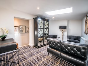 Lounge - The Royal Standard (Ely)