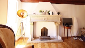Fireplace - Santa croce charming studio (Florence)