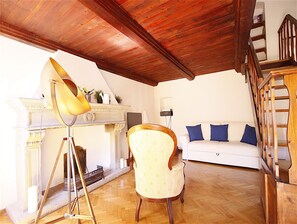 Apartment, 2 Bedrooms | Living room - Santa croce charming studio (Florence)