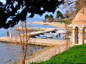 Marina - Holiday apartment with terrace and air conditioning (Zadar)