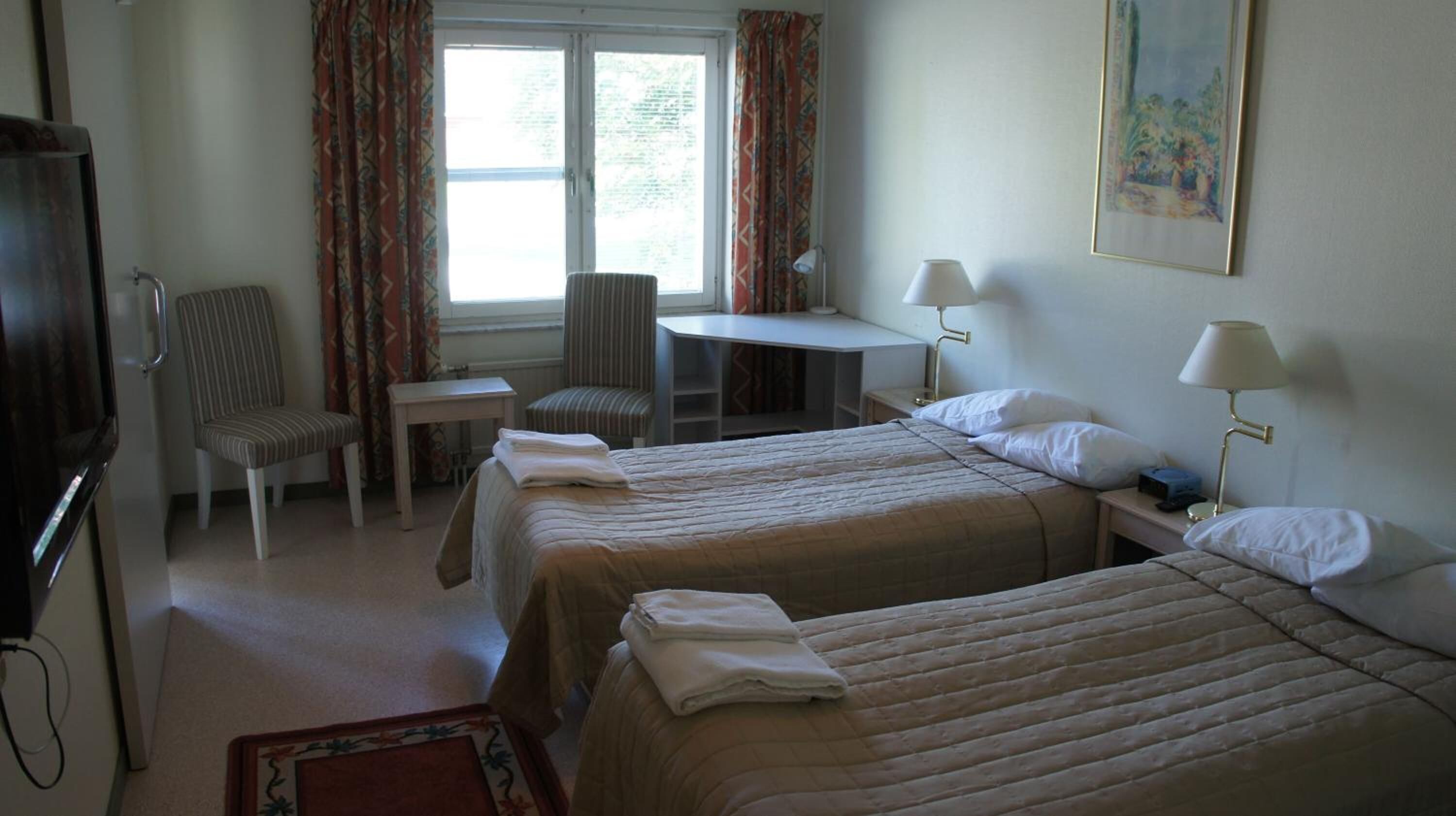 In-room safe, individually decorated, desk, iron/ironing board