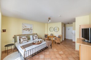 1 habitación, cuna de viaje y wifi 