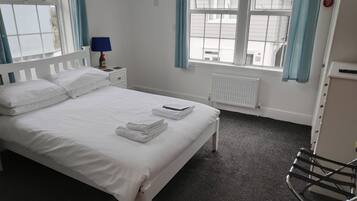 Standard Double Room, 1 Double Bed | Premium bedding, iron/ironing board, free WiFi, bed sheets