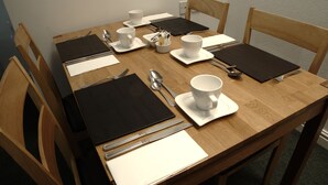 Free daily English breakfast - Elnor Guest House (Liskeard)