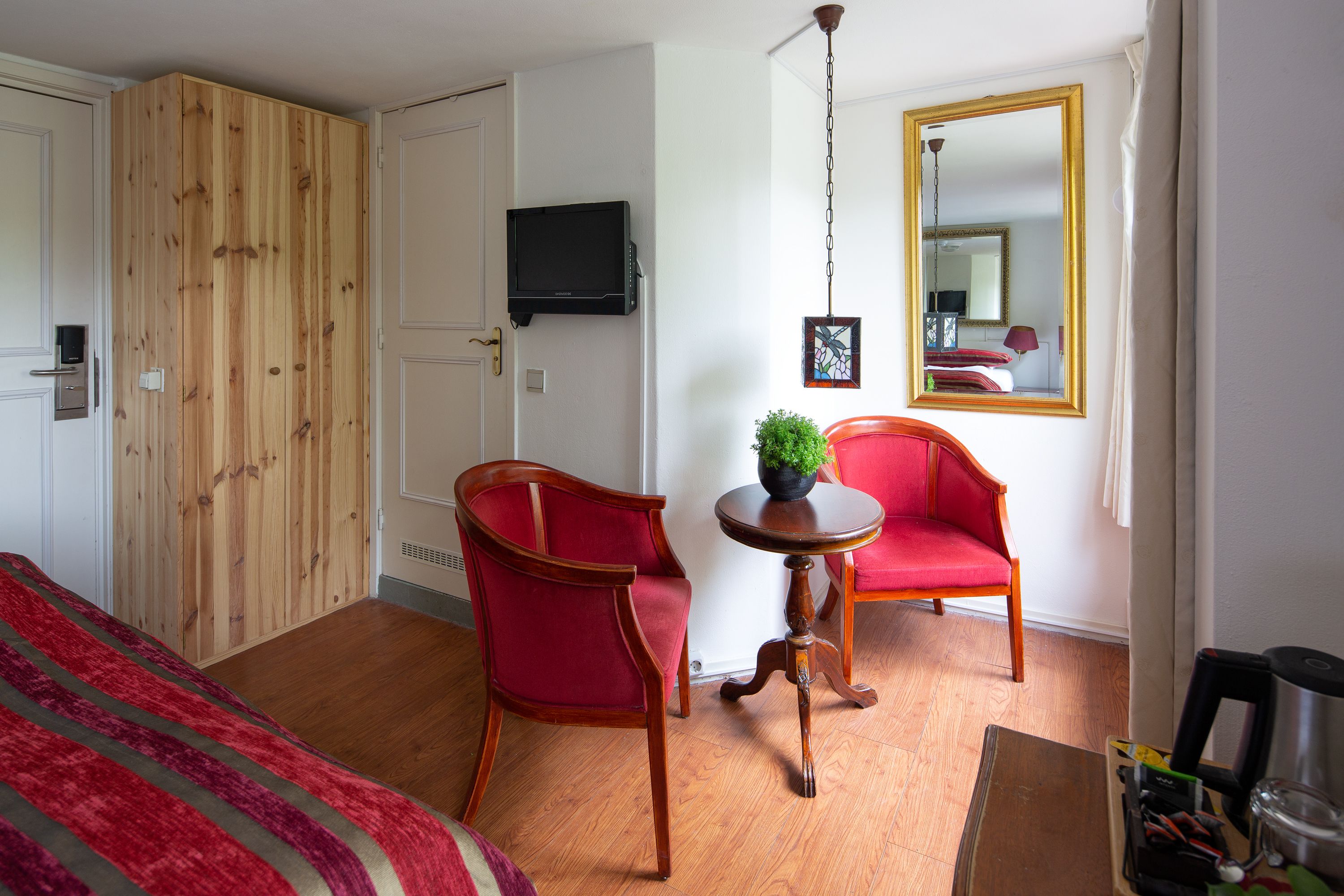 double room, canal view | premium bedding, minibar, in-room safe, desk