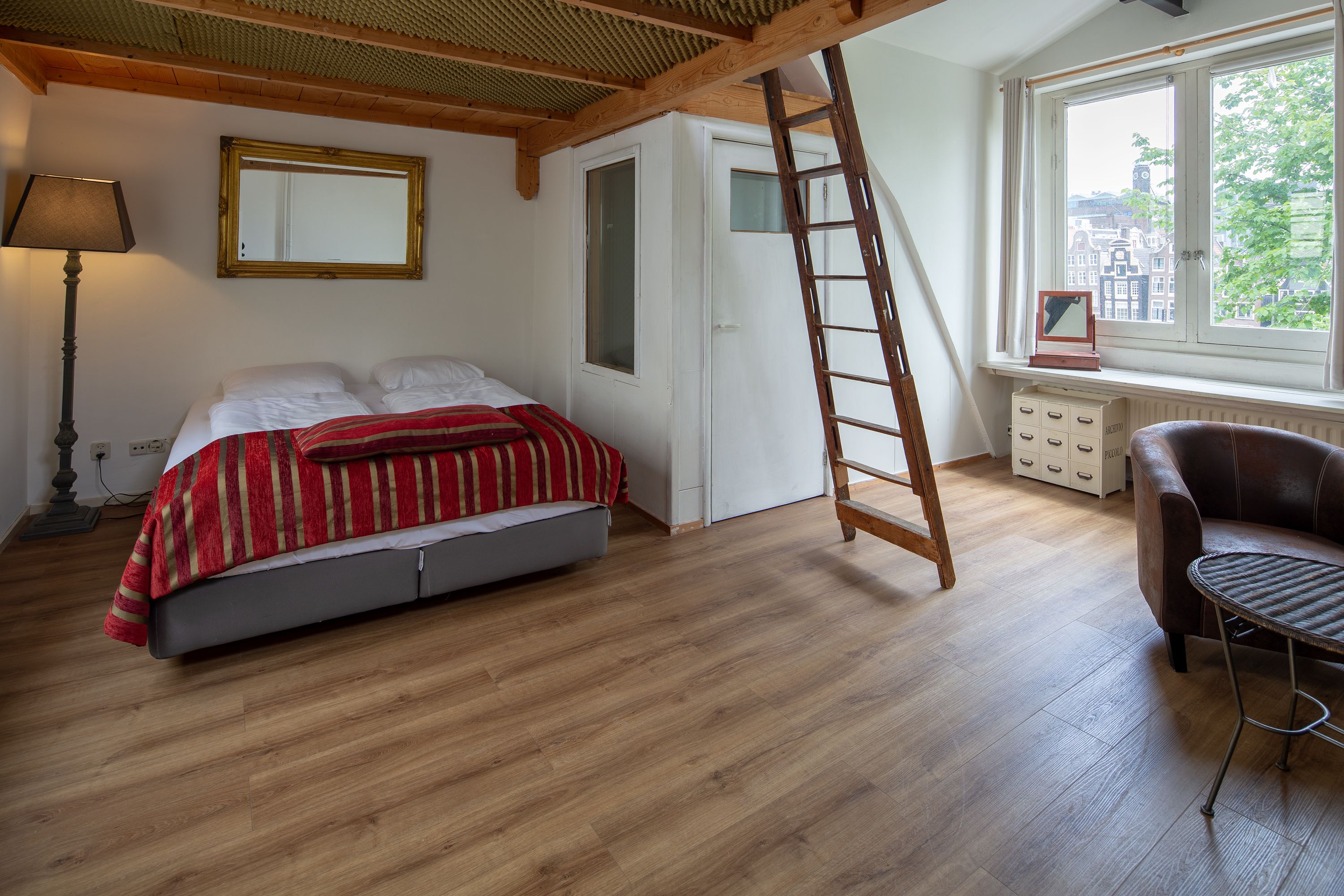 traditional apartment, annex building | premium bedding, minibar, in-room safe, desk