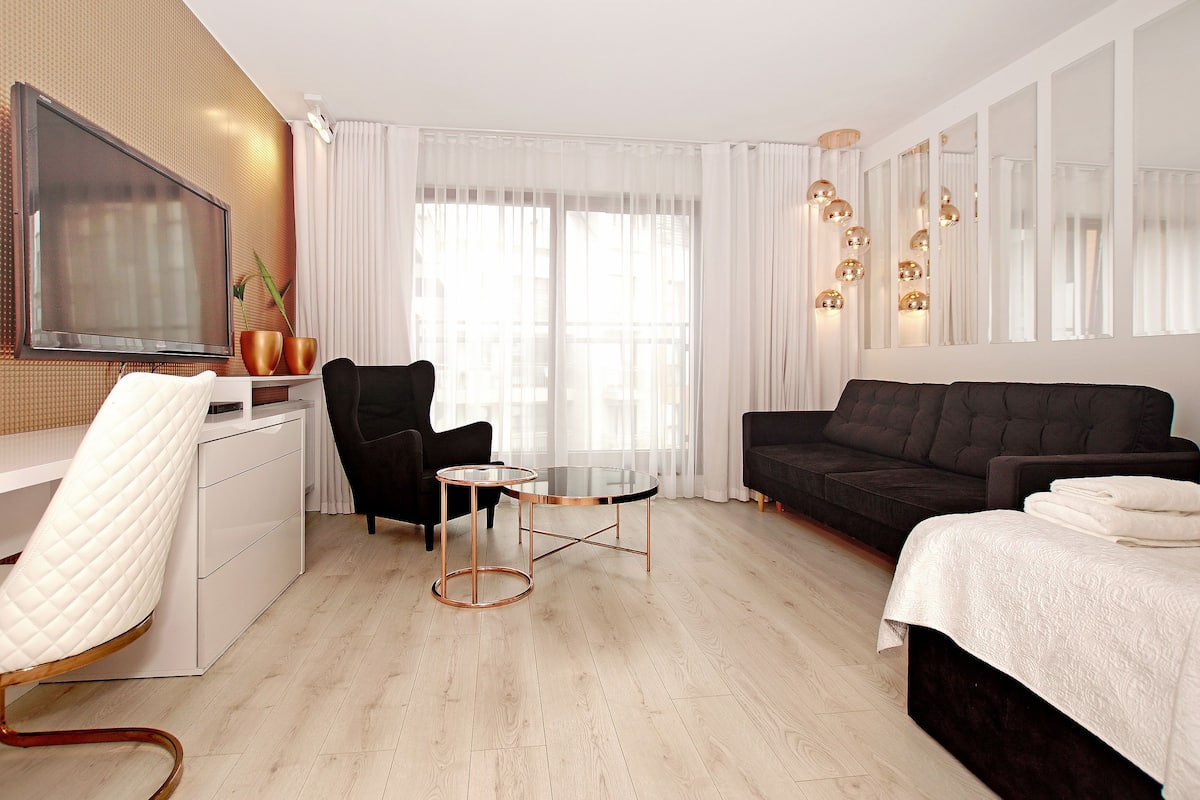 Comfort Studio Suite | Premium bedding, individually decorated, individually furnished