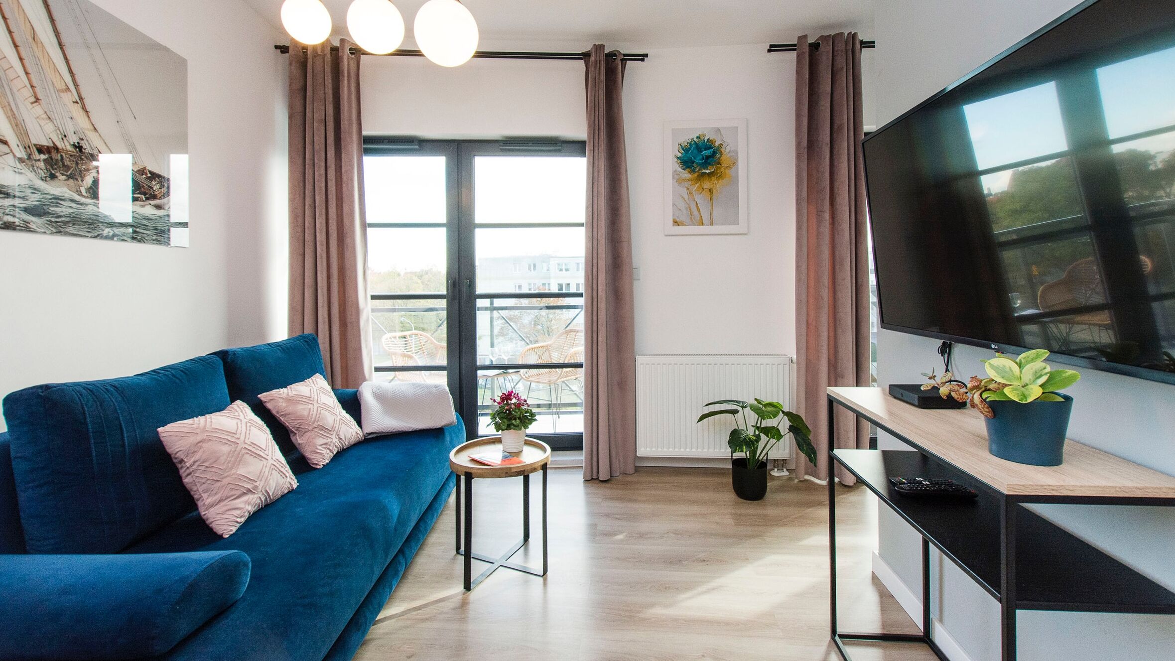 Suite estudio Premium, cocineta | Ropa de cama de alta calidad y decoración personalizada 