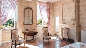 1 bedroom, premium bedding, individually decorated
