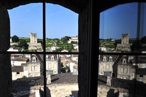 Double Room (Jurade) | View from room - Logis des Cordeliers (Saint-Émilion)