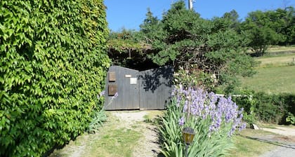 Vacaciones en los Cévennes en una encantadora aldea típica (casa de piedra)