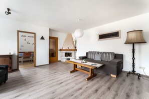 Uklassifisert bilde, 3 av 19, knapp