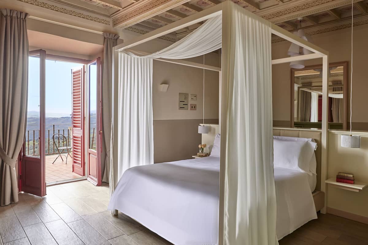 1 chambre, minibar, coffre-fort, bureau