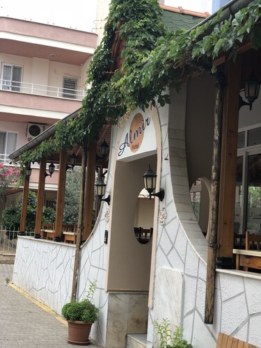 Almir Hotel