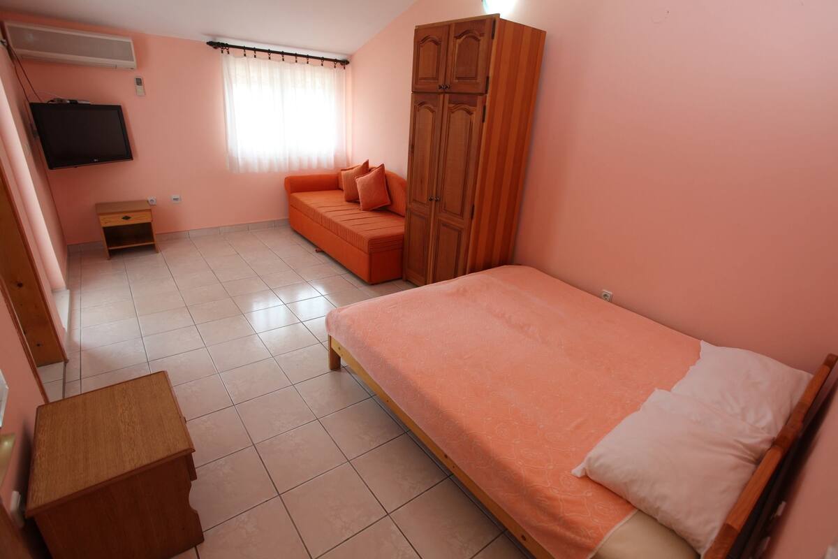 Studio, Terrace (303) | WiFi (free), bed sheets