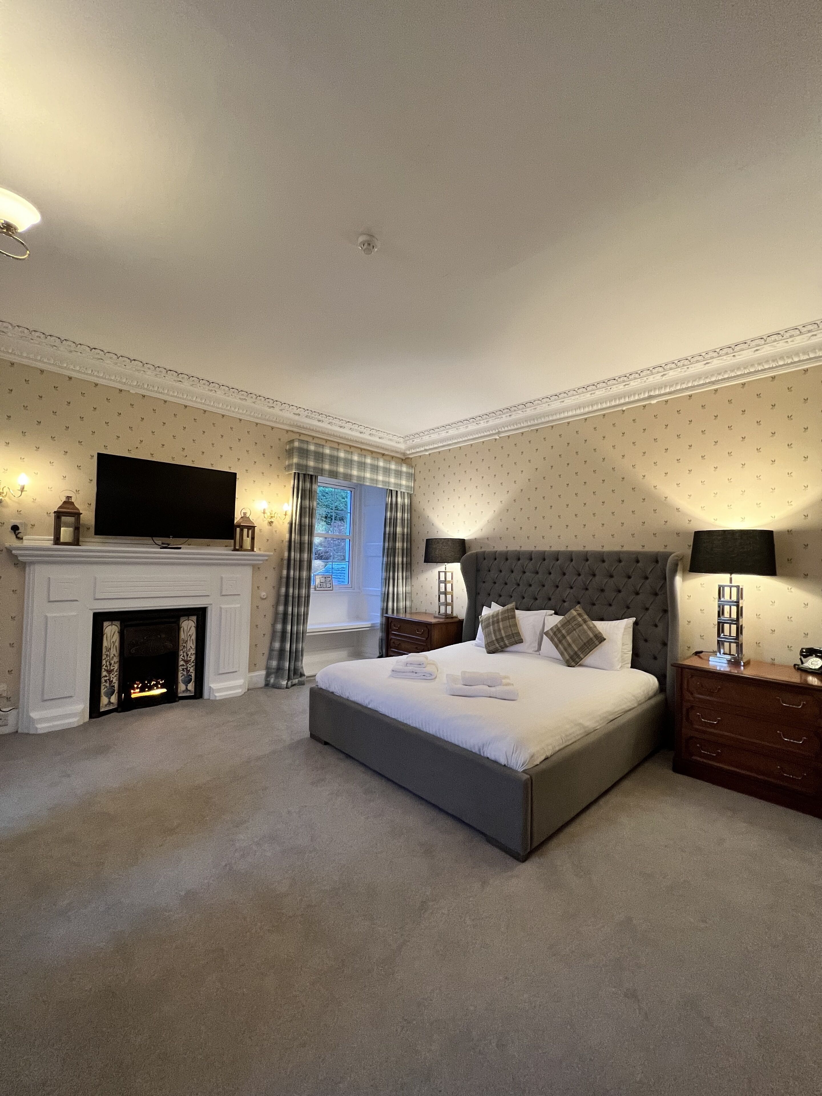 master double room | 1 bedroom, iron/ironing board, wifi, bed sheets