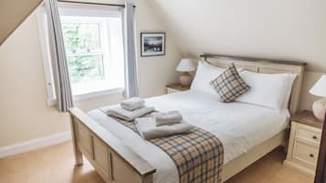 Basic Double Room | Iron/ironing board, WiFi, bed sheets