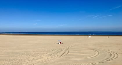 Comfortable seaside studio with terrace 200 m from the beach