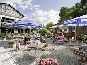Dinner served, German cuisine - Hotel Restaurant Lüdenbach (Overath)