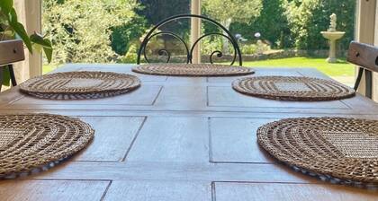 4 **** tourism furnished villa with private heated pool. Quiet and well equipped