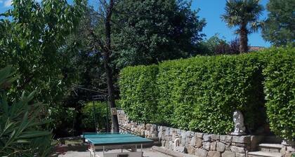 4 **** Tourismus eingerichtete Villa mit privatem beheiztem Pool. Ruhig und gut ausgestattet