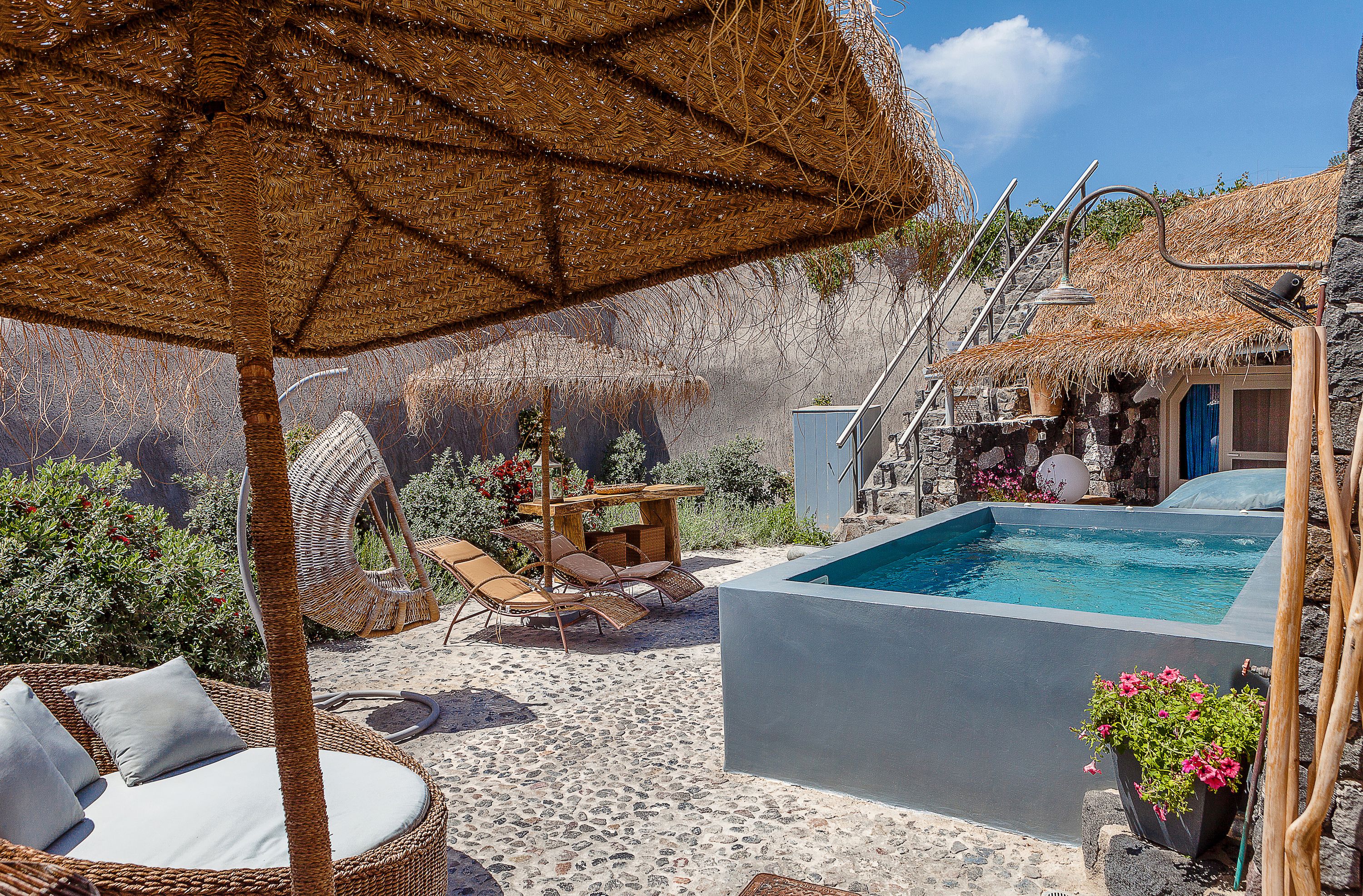 Luxury Villa, 3 Bedrooms, Pool (Rock Legend) | 1 室のベッドルーム、高級寝具、セーフティボックス (室内)、客室ごとに異なる装飾