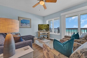 Smart TV, DVD player, books - Come and truly enjoy your vacation at Sands of Laguna!! (PANAMA CITY BEACH)