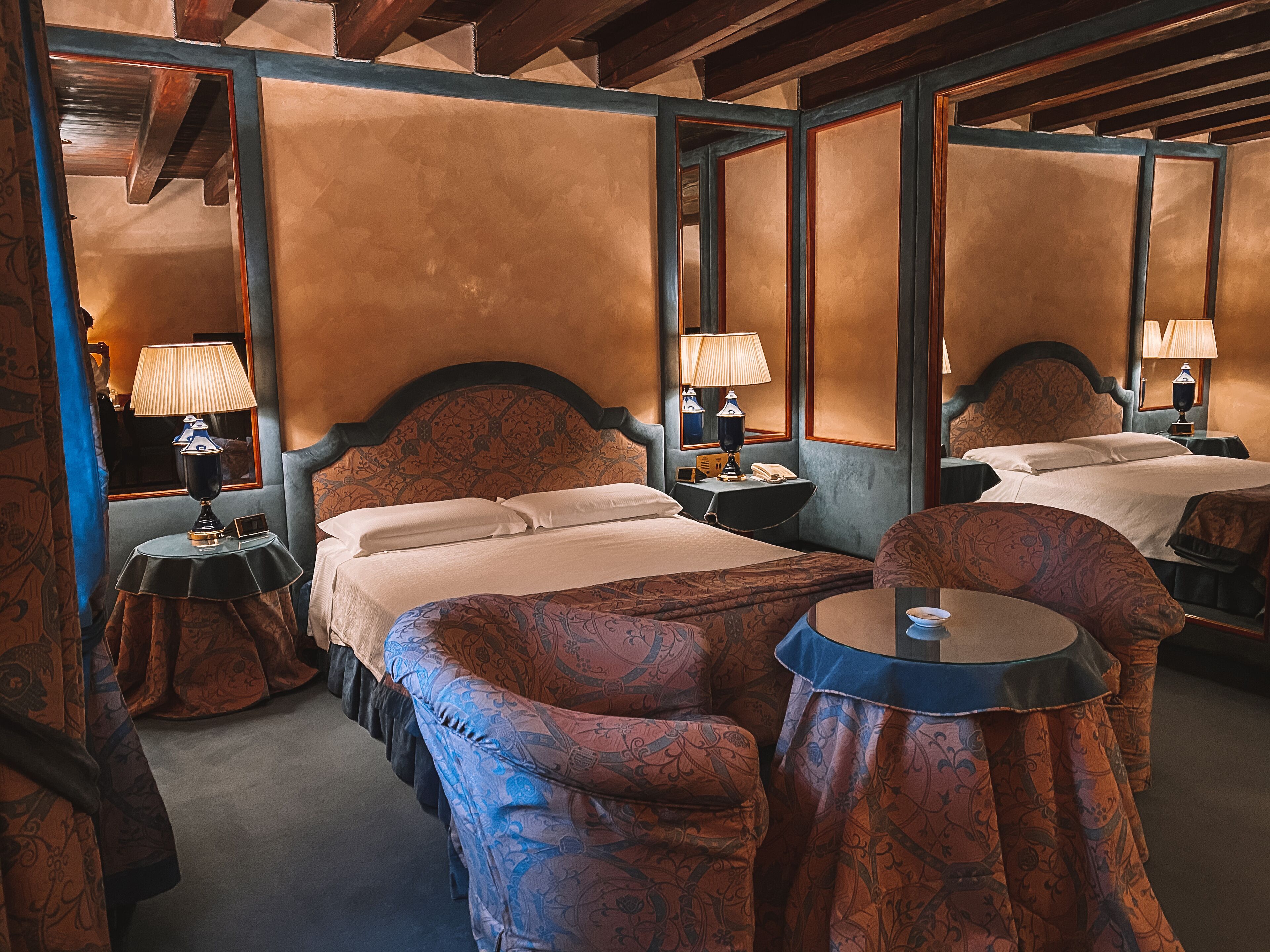 classic suite | minibar, in-room safe, free wifi, bed sheets